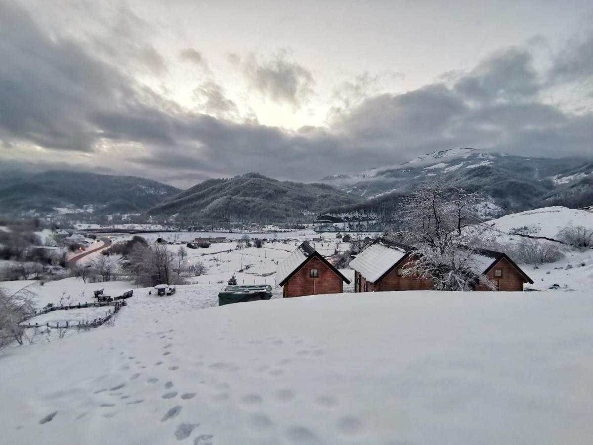 Sunny Hill Cabins Колашин Екстер'єр фото